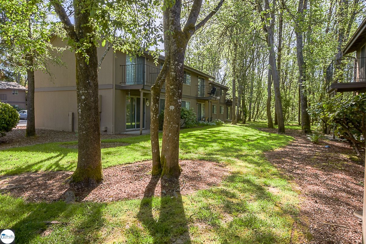 Bailey Hill Meadows Apartments in Eugene, OR